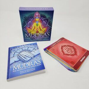 Mudras for Awakening the Energy Body (Deck & Book Set) Alison Denicola